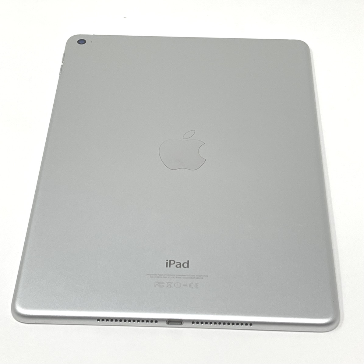 完動品iPad Air2(A1566)本体32GBシルバー送料込T4BUF Apple iPad Air 2 - 32GB - Silver Wi-Fi A1566 Good