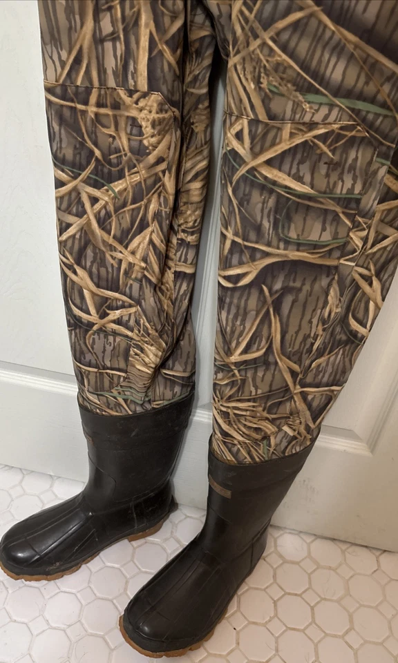 Cabella's Camo Chest Waders Dry-Plus Men's 9 Thinsulate Boots Shadowgrass - Image 2 of 4