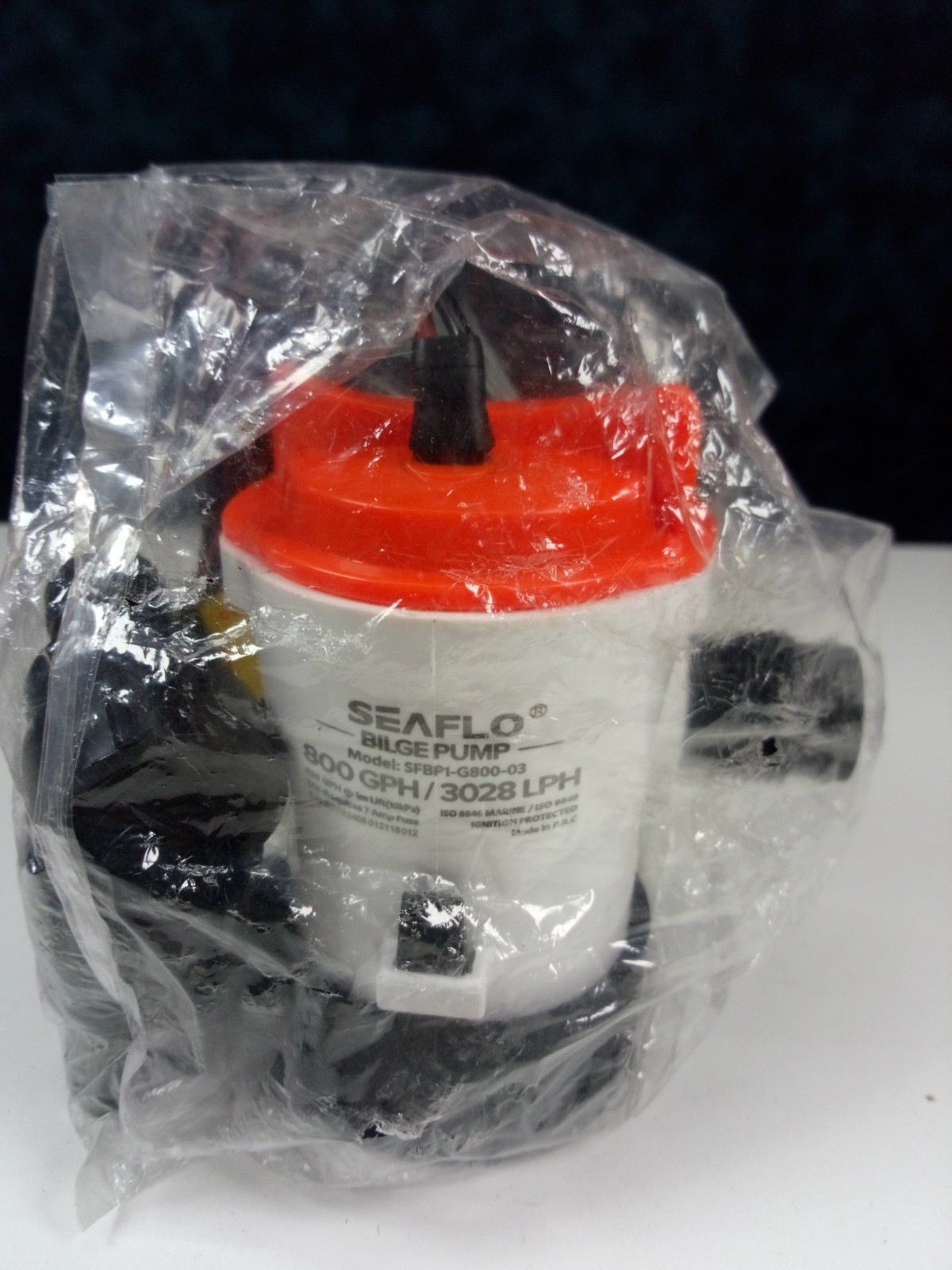 SEAFLO    SFBP1-G800-03  Automatic Submersible Bilge Pump - 800 GPH 12v  