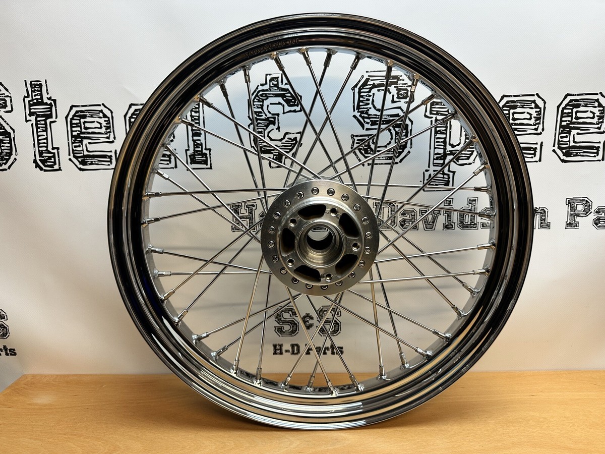 Genuine Harley-Davidson Softail Standard FRONT WHEEL 19x2.5 Chrome