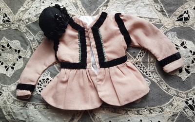 Manteau et chapeau de poupée - France