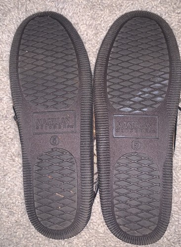 Magellan Boys Camo Moccasin House 