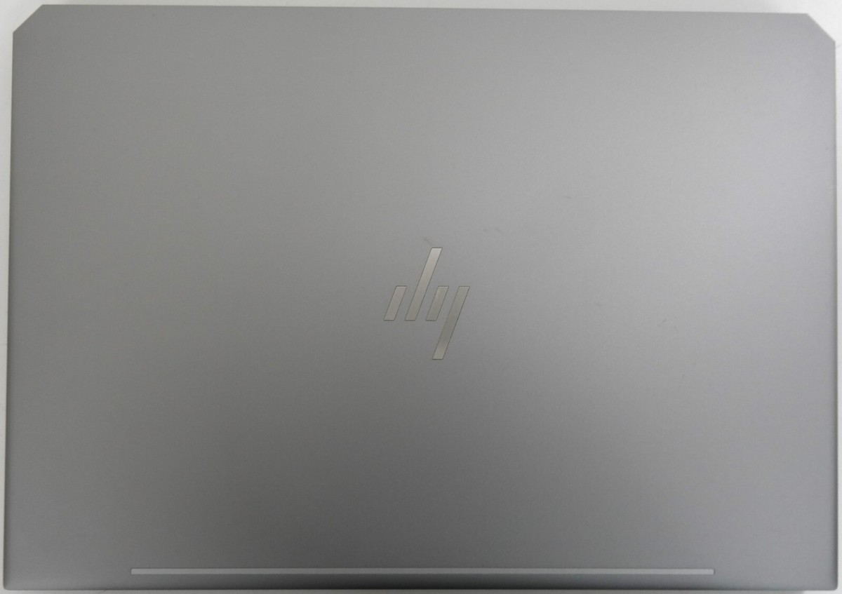 HP ZBook Studio G5 Xeon E-2176M 2.70GHz 32GB RAM 1TB SSD HP ZBook Studio G5 Xeon E-2176M 2.70GHz 32GB RAM 1TB SSD