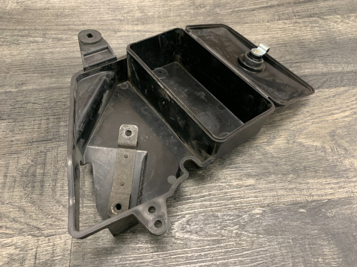 Kawasaki VN800 800 Vulcan Classic Drifter Tool Box Case 32098-1106