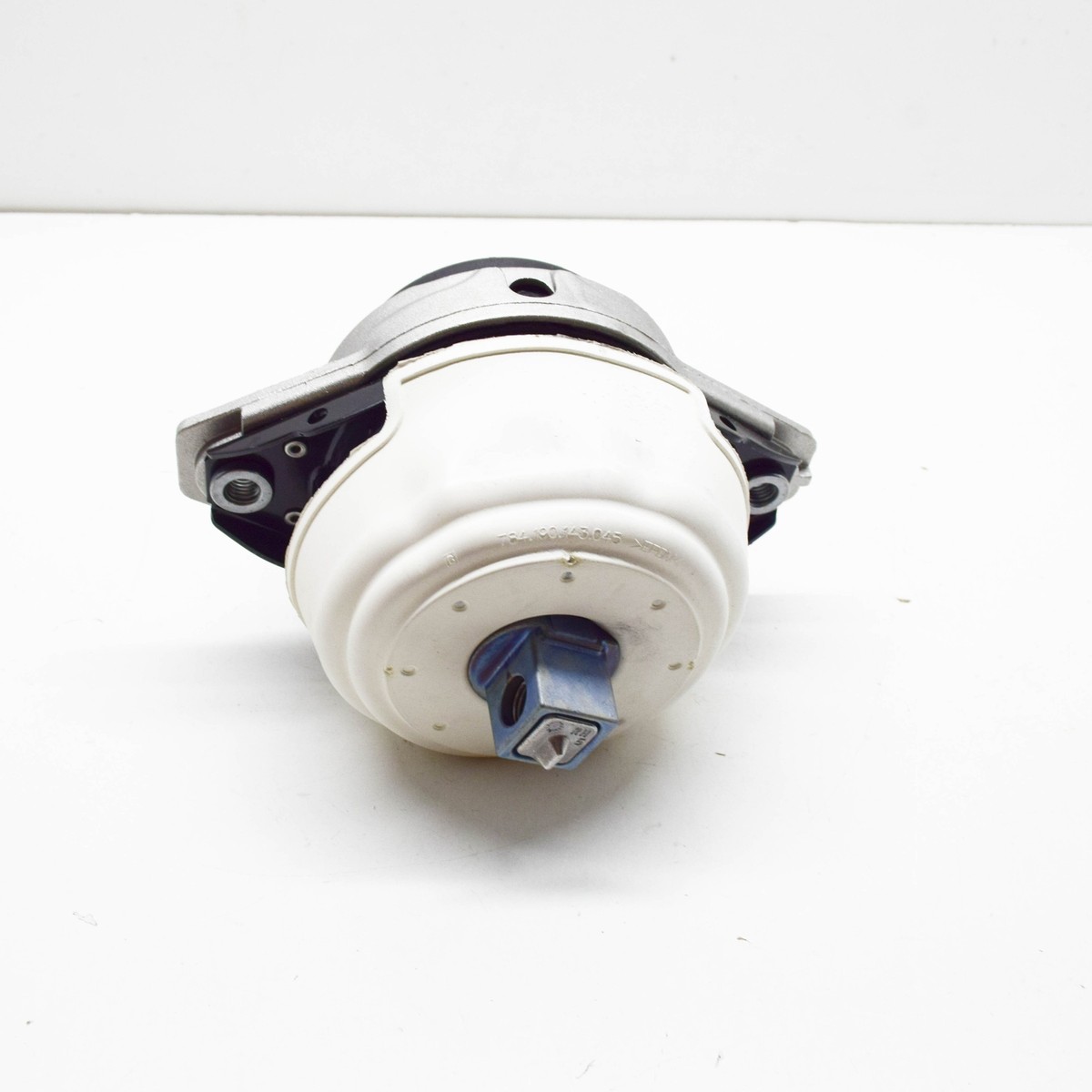 MERCEDES-BENZ ML W166 Front Right Engine Support A1662407917 NEW  