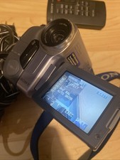 Sony Digital Handycam DCR-TRV19 Mini DV Camcorder with Accessories