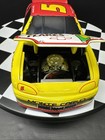 1996 Terry Labonte #5 Kelloggs Suzuka Japan Monte Carlo 1:24 Diecast Bank W/box — photo 3
