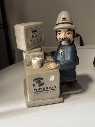 Pinkerton Security Figurine Policeman at Terminal Vintage and Collectable