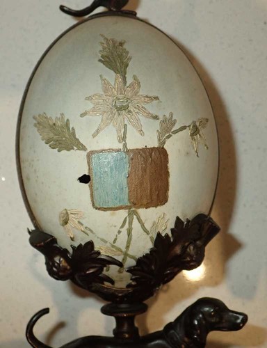 antique Pair of mounted emu egg shells with painted colour patches ww1 - Picture 8 of 16