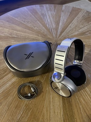 Sony MDR-X10 Silver Wired Over-Ear Headphones with Carry Case