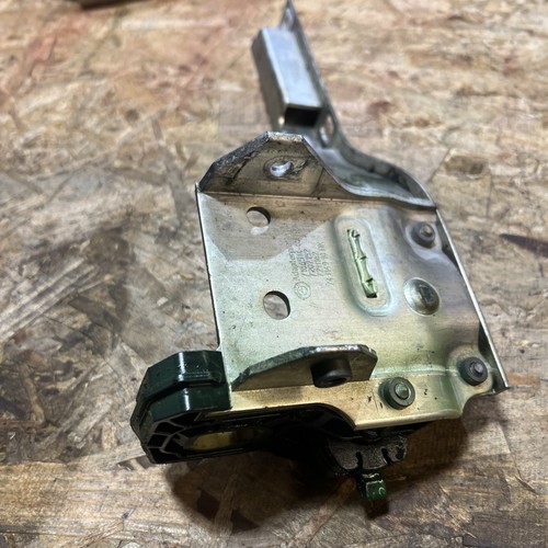 10-16 BMW F06 F10 F12 535xi 550i 750L Radiator Carrier Support Bracket ...