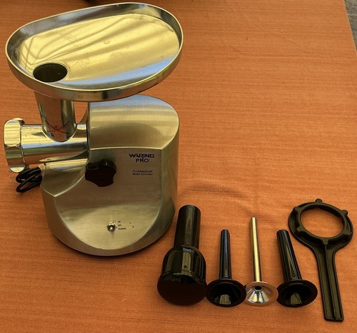EUC Waring Pro Professional Meat Grinder MG800 Tested With Sausage Stuffer Cones