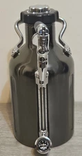 GrowlerWerks uKeg Nitro Cold Brew black chrome 1.9 Liter Coffee Maker