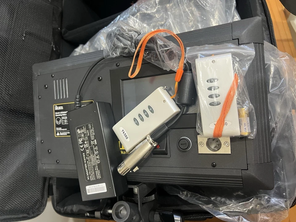 Ikan - IB 500-v2 LED luz de estúdio, caixa aberta em estado perfeito, com acessórios - Imagem 3 de 4