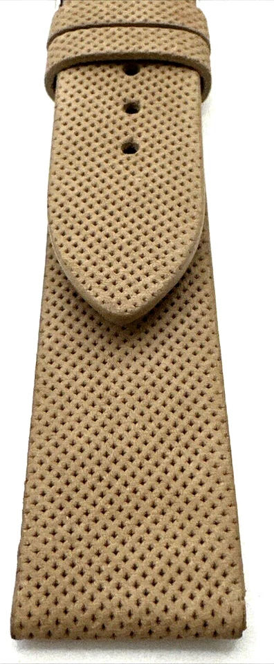 Morbidissimo cinturino nocciola in camoscio traforato traspirante handmade - Immagine 2 di 4