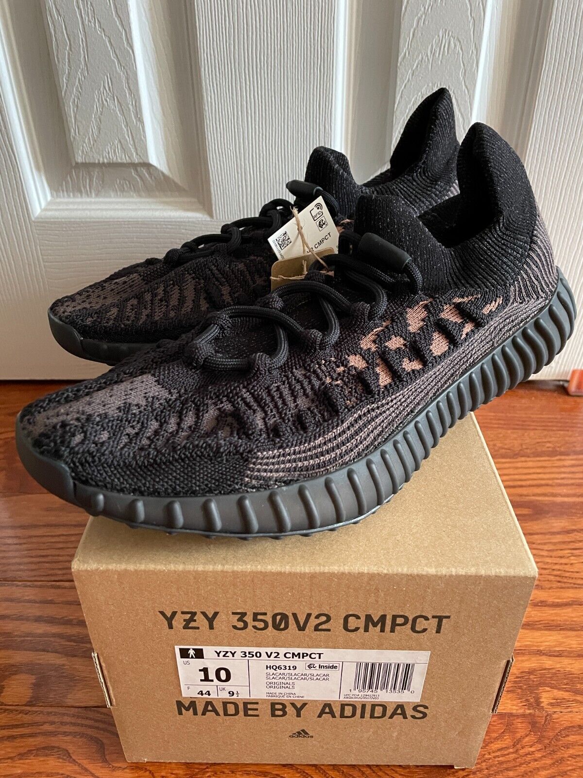 adidas YEEZY Boost 350 V2 CMPCT-