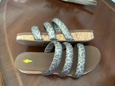 Volatile Triple Strap Comfort Sandals Sz 10 Grey Cheetah Slip On Platform