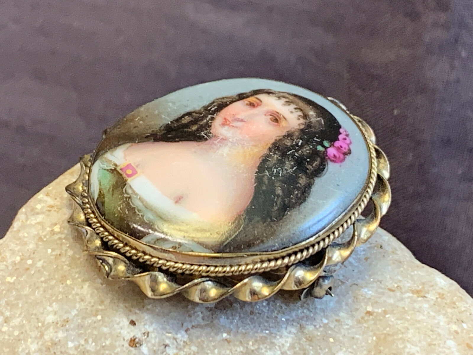 Handpainted Victorian Vintage Lady Brooch Pin Jew… - image 3