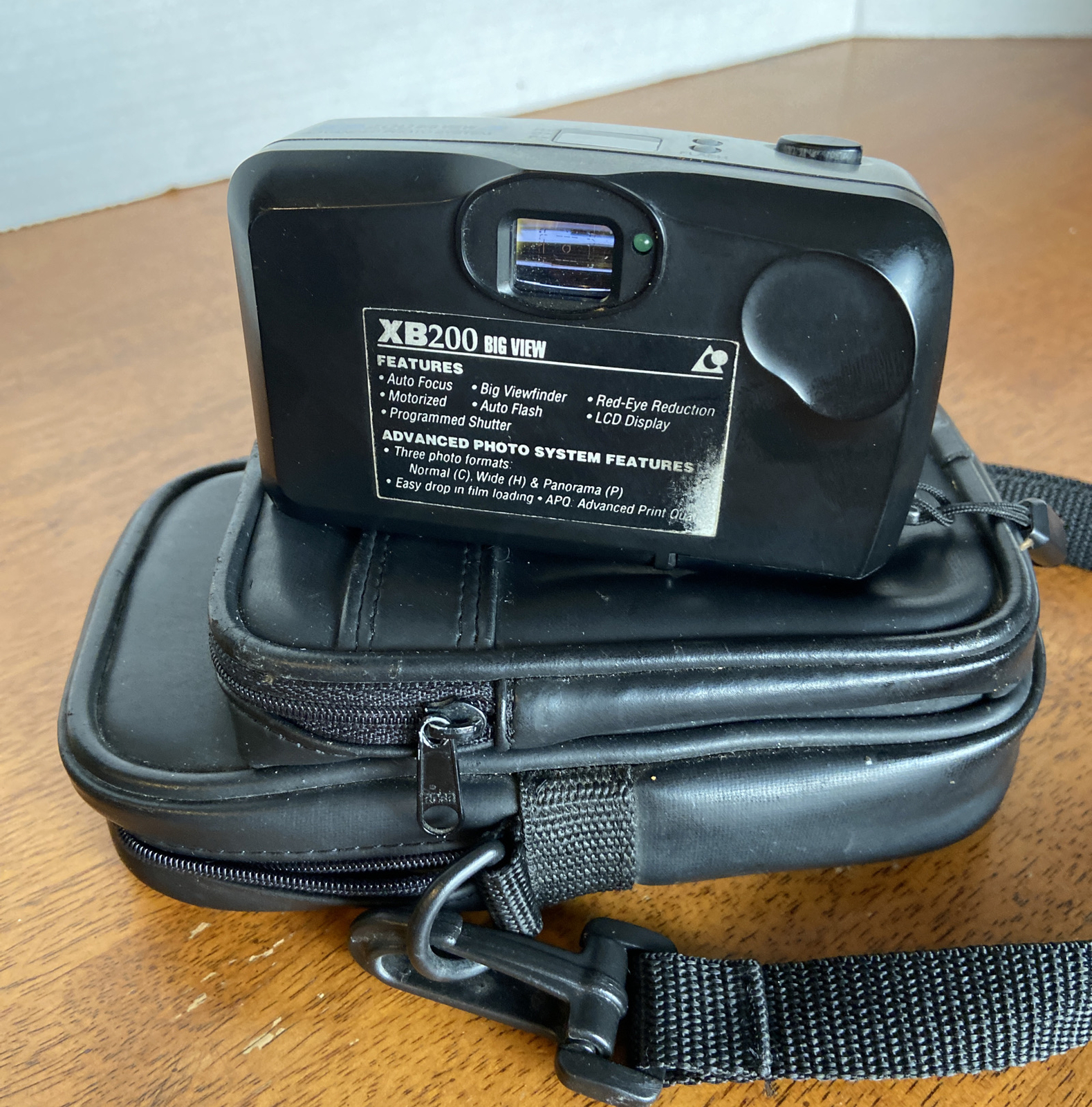 Vivitar XB200 Big View Point And Shoot Camera 35mm Film. Qty 1 = 1 used