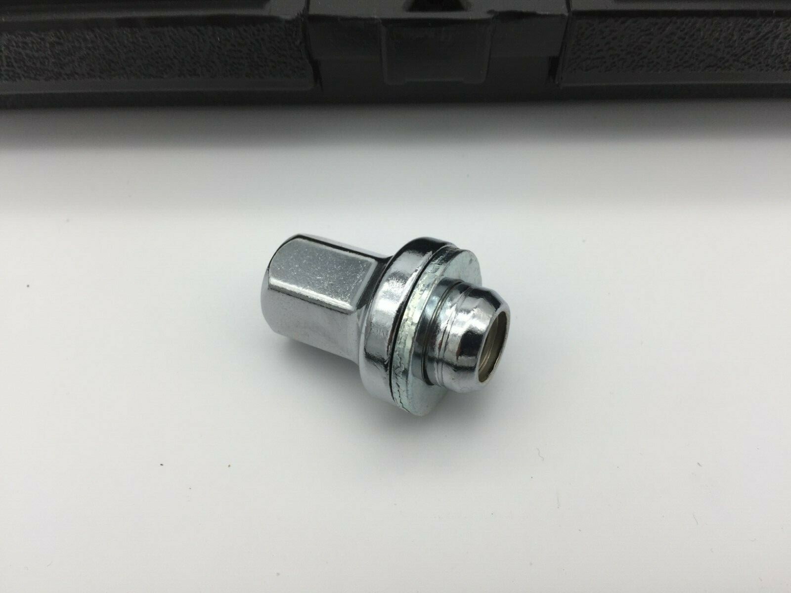 GENUINE JAGUAR XE. XF, FTYPE, XJ, XK WHEEL NUT SET CHROME ETCHED