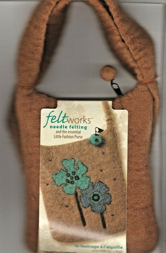 "FELT WORKS - LITTLE FASHION PURSE" - Needle Felting Applique Kit by DIMENSIONS