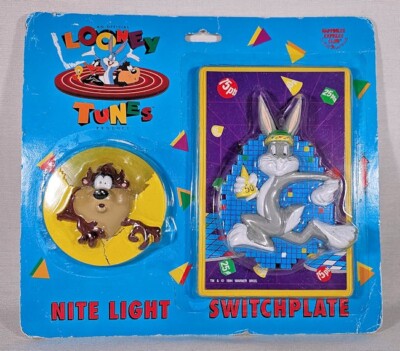 1994 Loney Tunes TAZ Nite Light & BUGS BUNNY Switch Plate New on Card