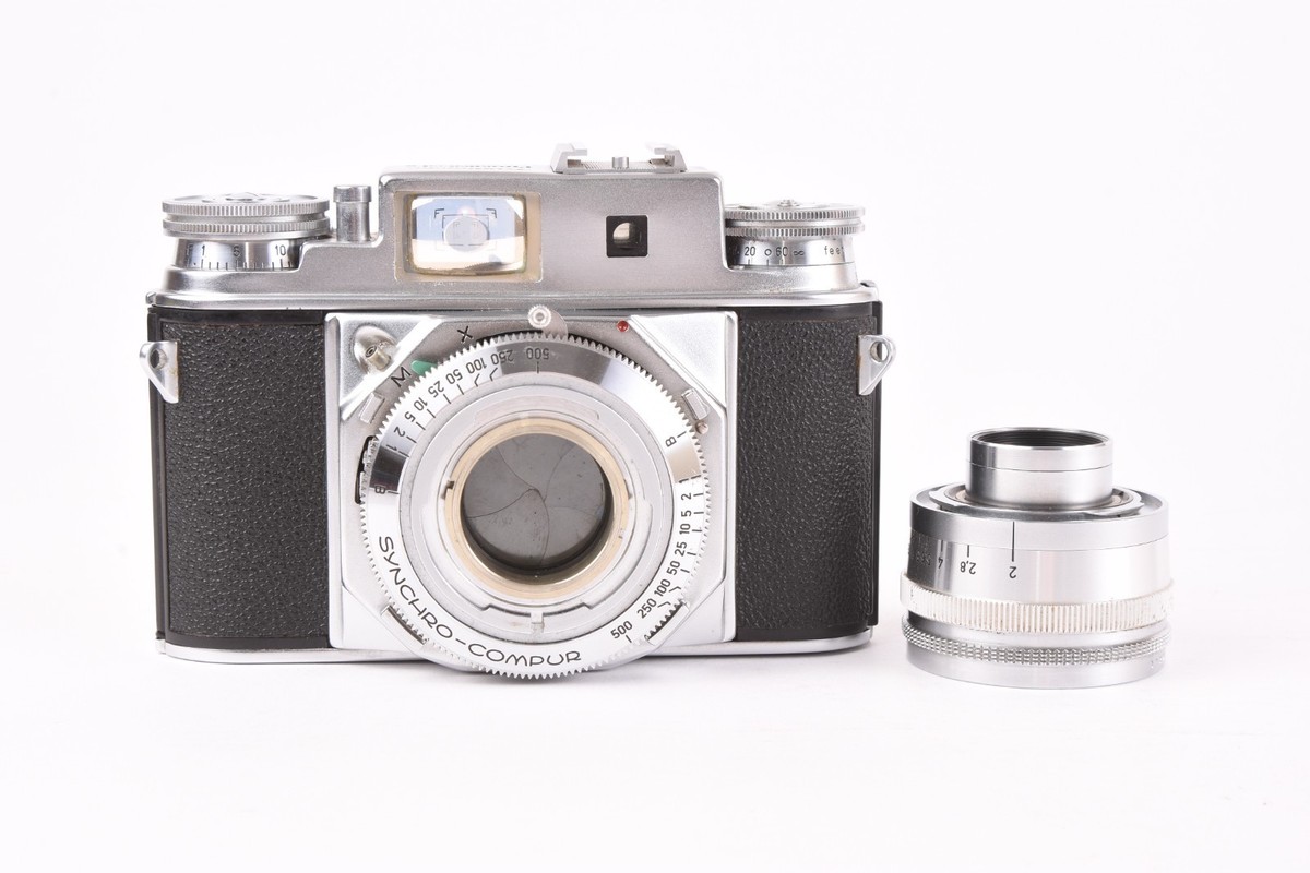 Voigtlander Prominent II w/Ultron 50mm f/2 & (Rare) Flash Leather