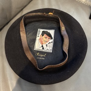 Vintage Enoya Siegel Angers Wool Beret