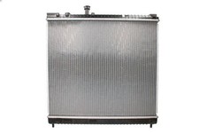 Kühler, Motorkühlung NRF 56082 für NISSAN TITAN (A60) 5.6 2003-2006
