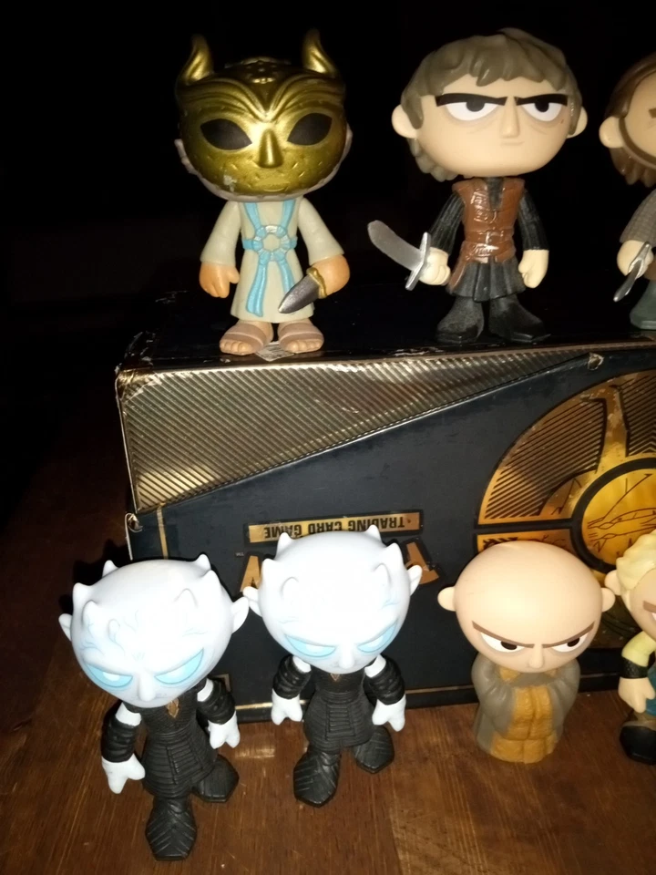 Funko Juego de Tronos Misterio Mini Lote de 10 (Margaery Tyrell) Hot Topic  Foto 2 de 3