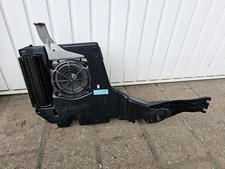 Mercedes W203 Subwoofer Lautsprecher Bose mit Verst&auml;rker A2038203102 A2038275142