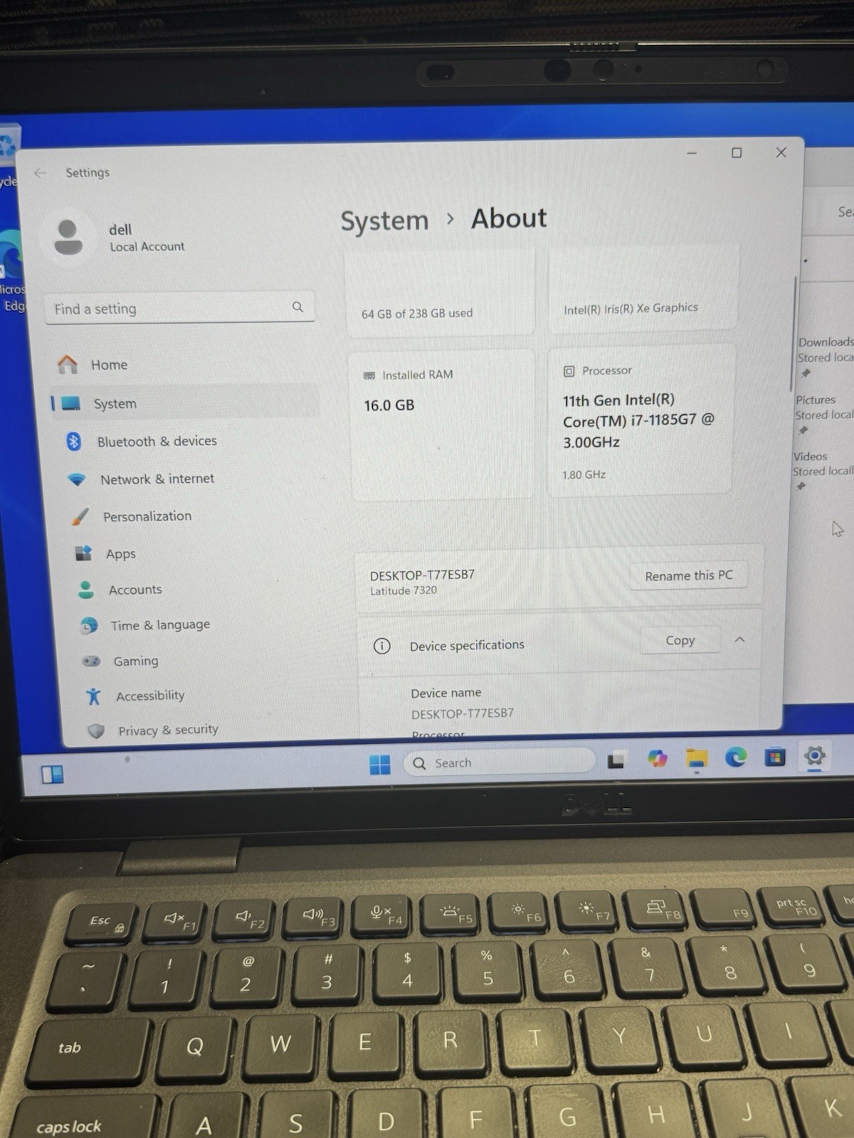 Dell Latitude, 13.3-Inch Laptop, with Intel Core i7 11th Gen., 256 GB SSD (Solid State Drive), Windows 10 Home