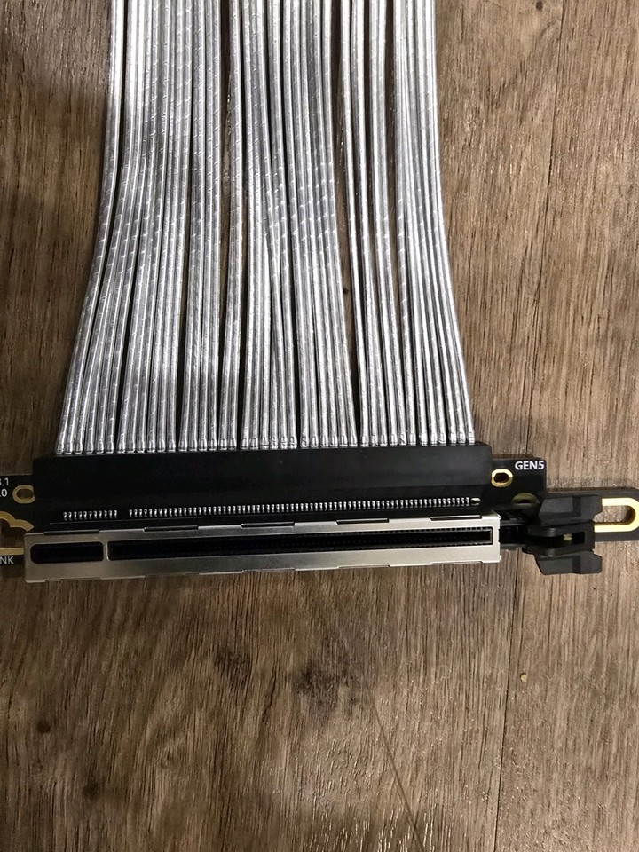 PCIE 5.0 X16 Riser Cable GPU card Extension Cable PCI-E 5.0 Gen5 Silver ...