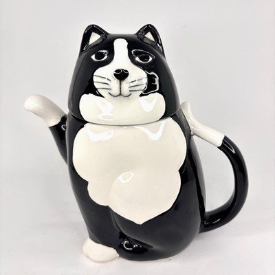 Vintage Black & White Cat Pitcher Creamer Ceramic Smirk Tuxedo 7.25'' tall