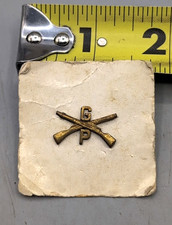 PDF Pin's G P des Forces de Défense Panaméennes Opération Just Cause petits fusils croisés