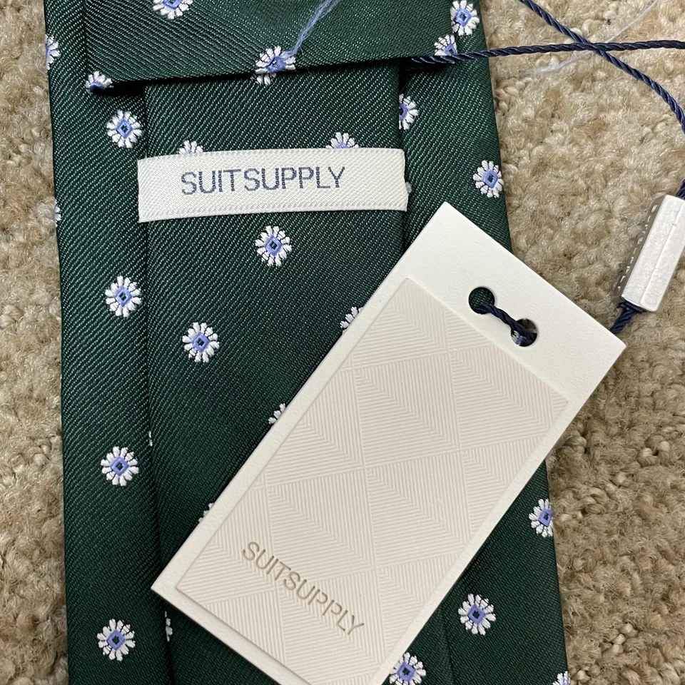 Corbata de seda floral verde Suitsupply 3" x 59" estilo Ivy League dinero antiguo nueva con etiquetas Foto 3 de 4