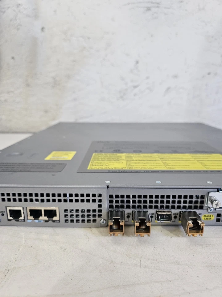 Cisco ASR 1001 Model: CISCO-ASR1000 Series Router UNTESTED UNIT POWERS ON - Image 3 of 4