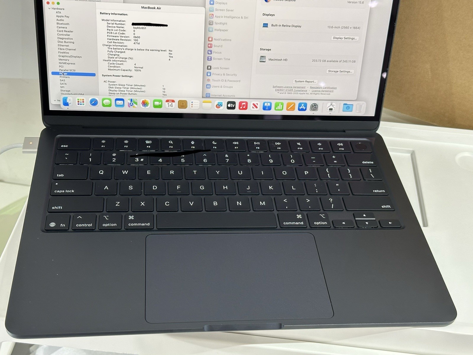 Apple MacBook Air 13.6" M4 2025 16GB RAM 256GB SSD Laptop All Colours