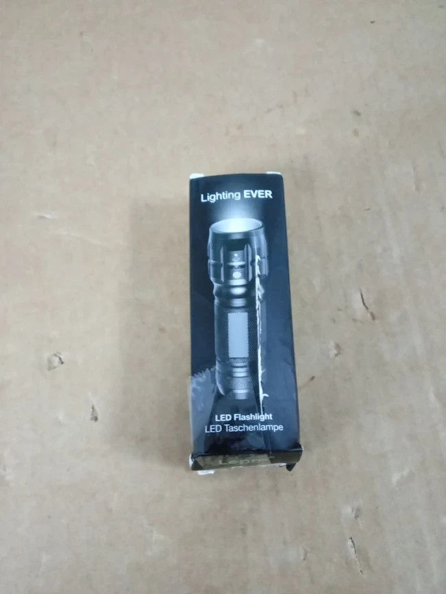 LE LED Torch Battery Powered LE1000 Super Bright Hand Flashlight Adjustable New