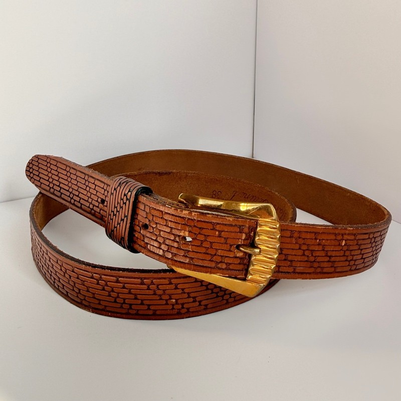 Pioneer Leather Lifestyle Belt - Highly rated Buy It For Life recommendation
