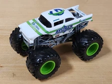 Global Avenger MONSTER JAM Truck 2025 1/64 Spin Master Series