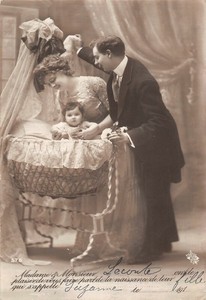 Cpa Fantaisie Jeune Couple Avec Bebe Faire Part De Naissance Ebay