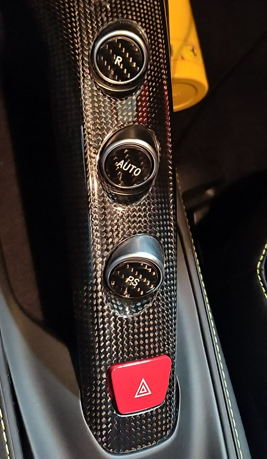 Fits Ferrari GTC4 Lusso & T 17-22 F1 Gear Button in Black Carbon Fiber Kit