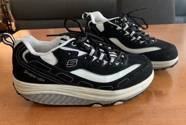 skechers burst be brave