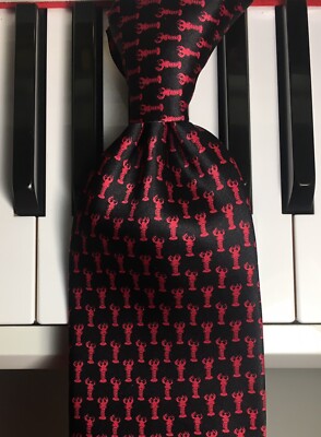 MUSEUM ARTIFACTS / Hot Pink & Black ''Lobsterfest'' Novelty Silk Necktie  (New)