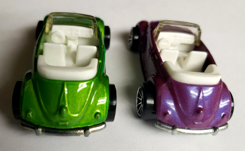 2007 Hot Wheels VOLKSWAGEN BEETLE CONVERTIBLE Green/Pink Mystery Cars LOOSE X2 - Picture 8 of 14