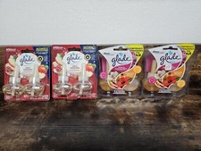 4 Glade PlugIns Scented Oil Refills - 2 Apple Cinnamon Pks 2 Vanilla Passions Pk