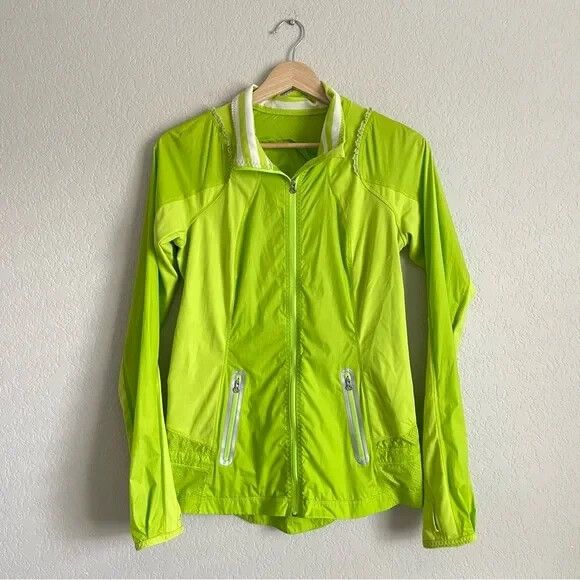 ルルレモン　lululemon 中綿　ベスト　リバーシブル　イエロー　蛍光色 Lululemon Another Mile Vest - Sonic Yellow - lulu fanatics