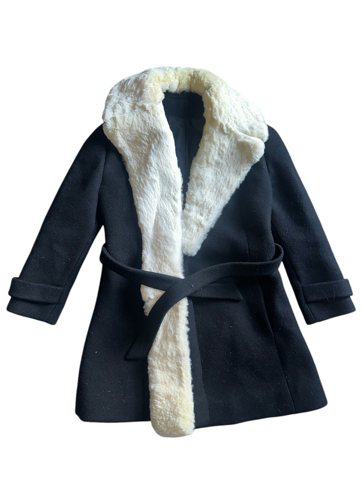 Vintage Plymouth Coat for Women – Classic Style & Warmth