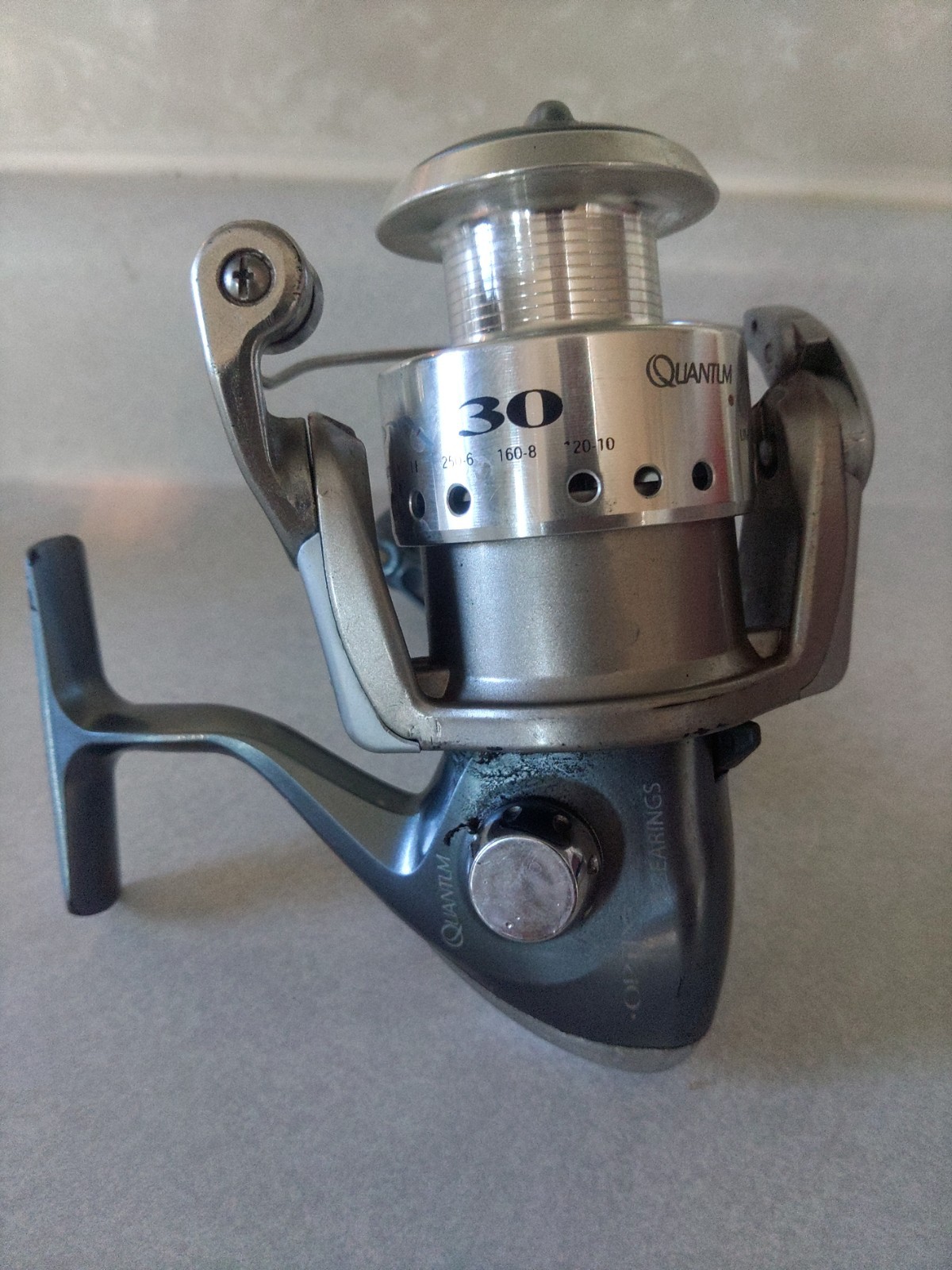 Quantum Optix 30 Spinning Fishing Reel. Pre-owned. Works.